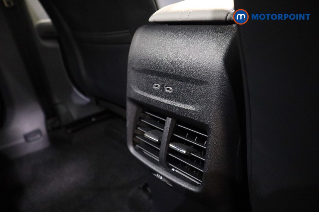 Ford Explorer Premium Automatic Electric SUV - Stock Number (1586049) - 18th supplementary image