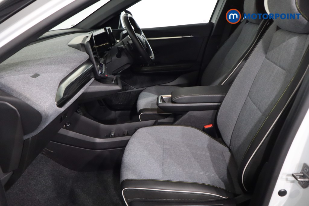 Renault Megane E-Tech Iconic Automatic Electric Hatchback - Stock Number (1586073) - 4th supplementary image