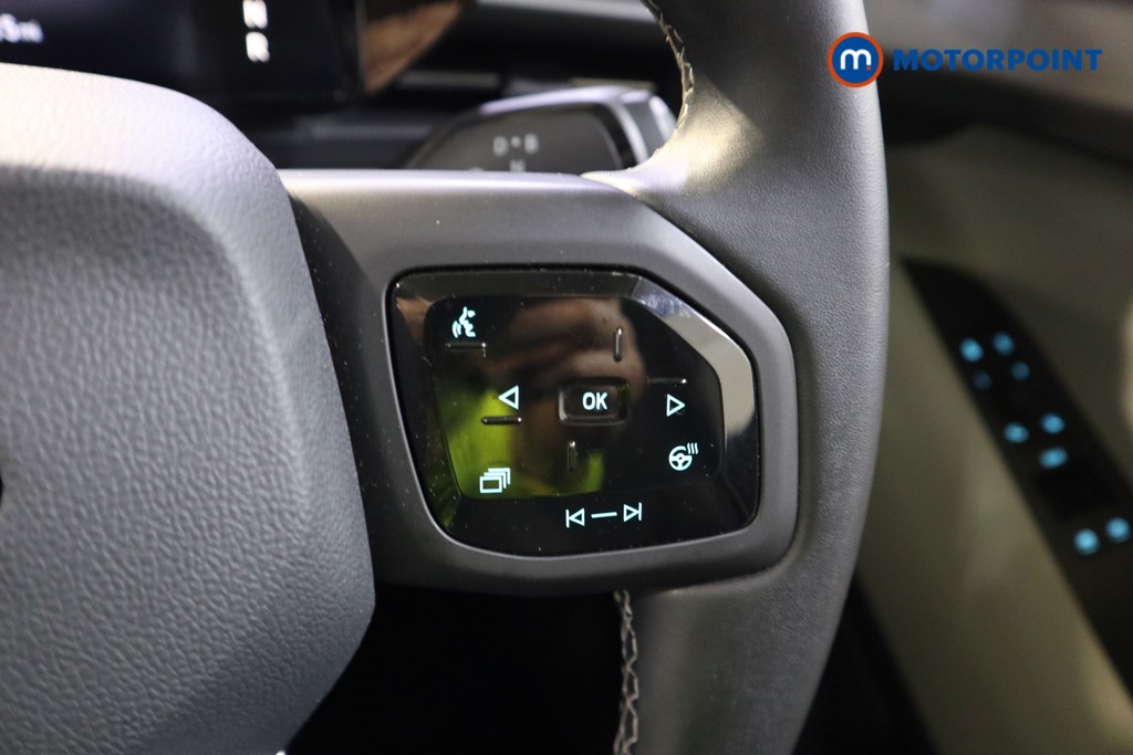 Ford Explorer Select Automatic Electric SUV - Stock Number (1586201) - 4th supplementary image
