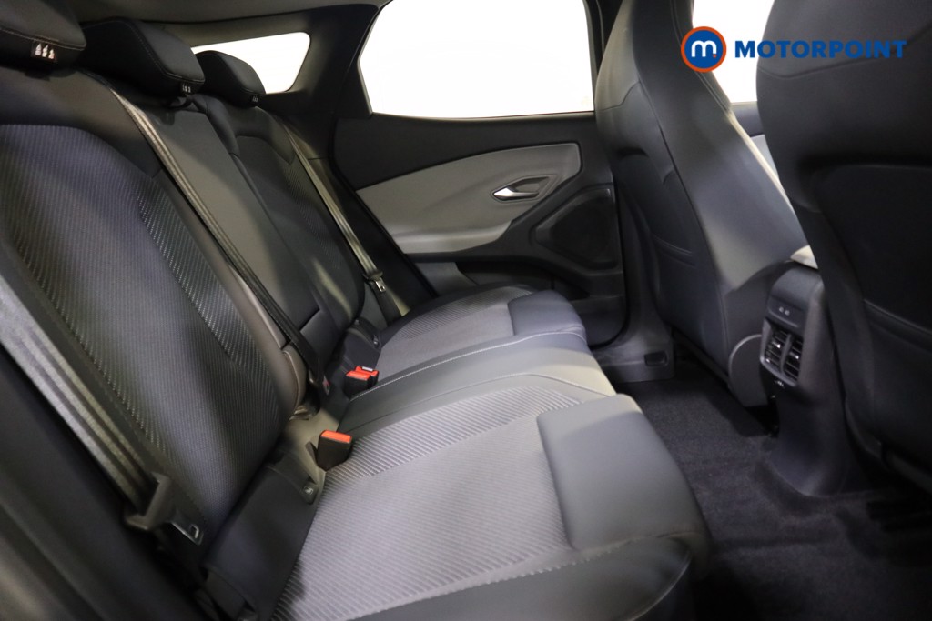 Ford Explorer Select Automatic Electric SUV - Stock Number (1586201) - 14th supplementary image