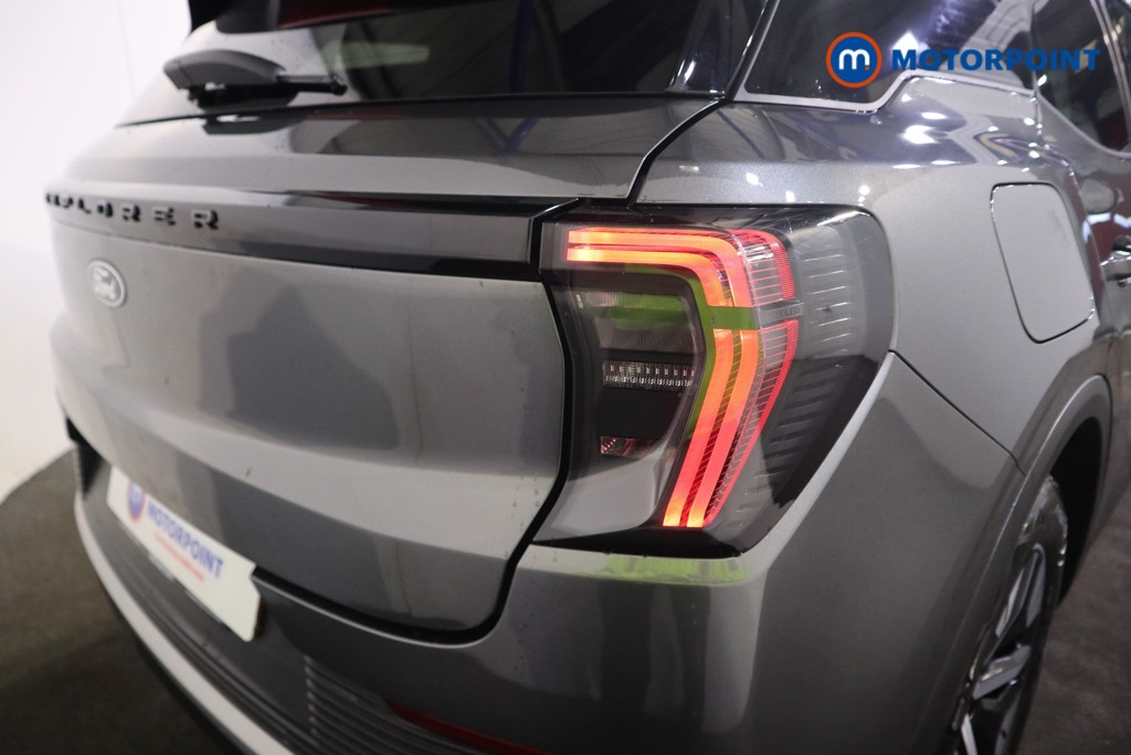 Ford Explorer Select Automatic Electric SUV - Stock Number (1586201) - 26th supplementary image