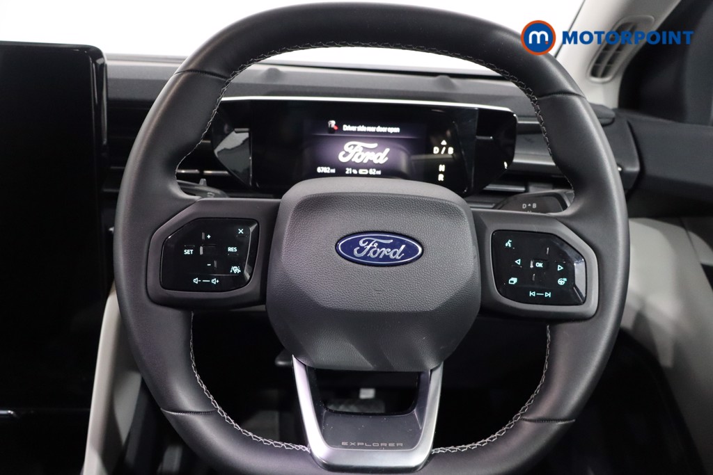 Ford Explorer Select Automatic Electric SUV - Stock Number (1586206) - 6th supplementary image