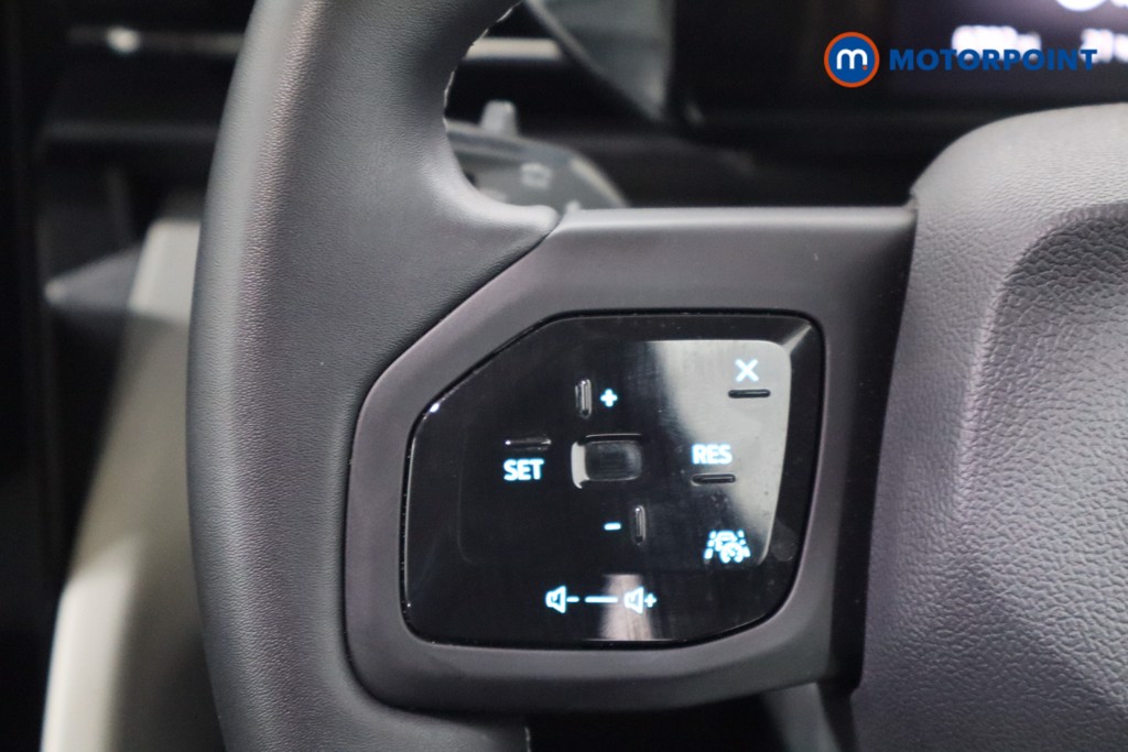 Ford Explorer Select Automatic Electric SUV - Stock Number (1586206) - 7th supplementary image