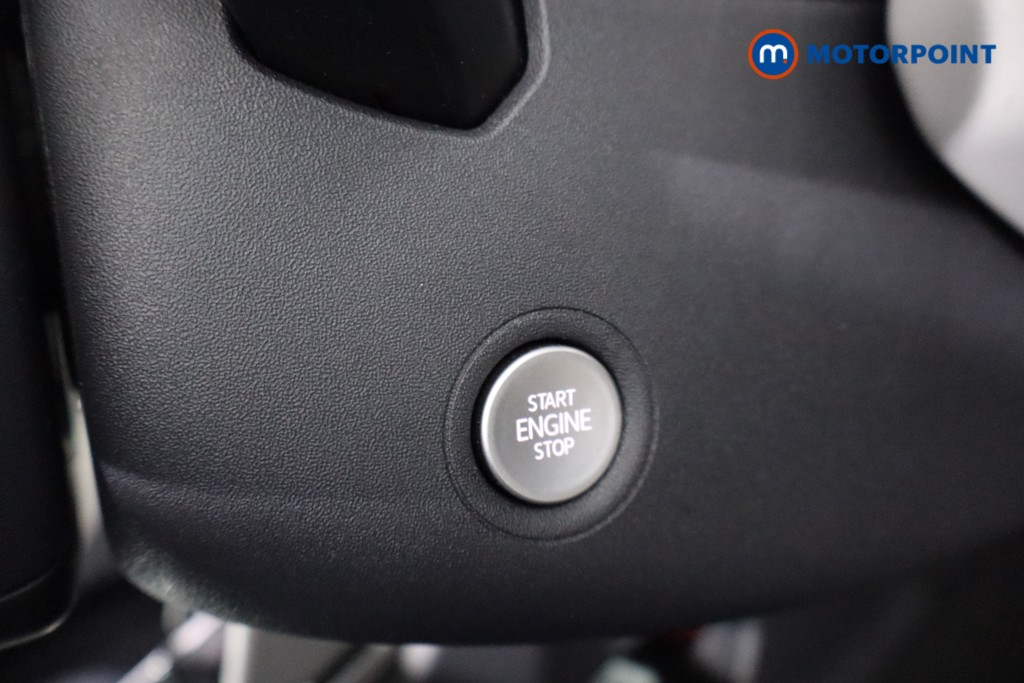 Ford Explorer Select Automatic Electric SUV - Stock Number (1586206) - 13th supplementary image
