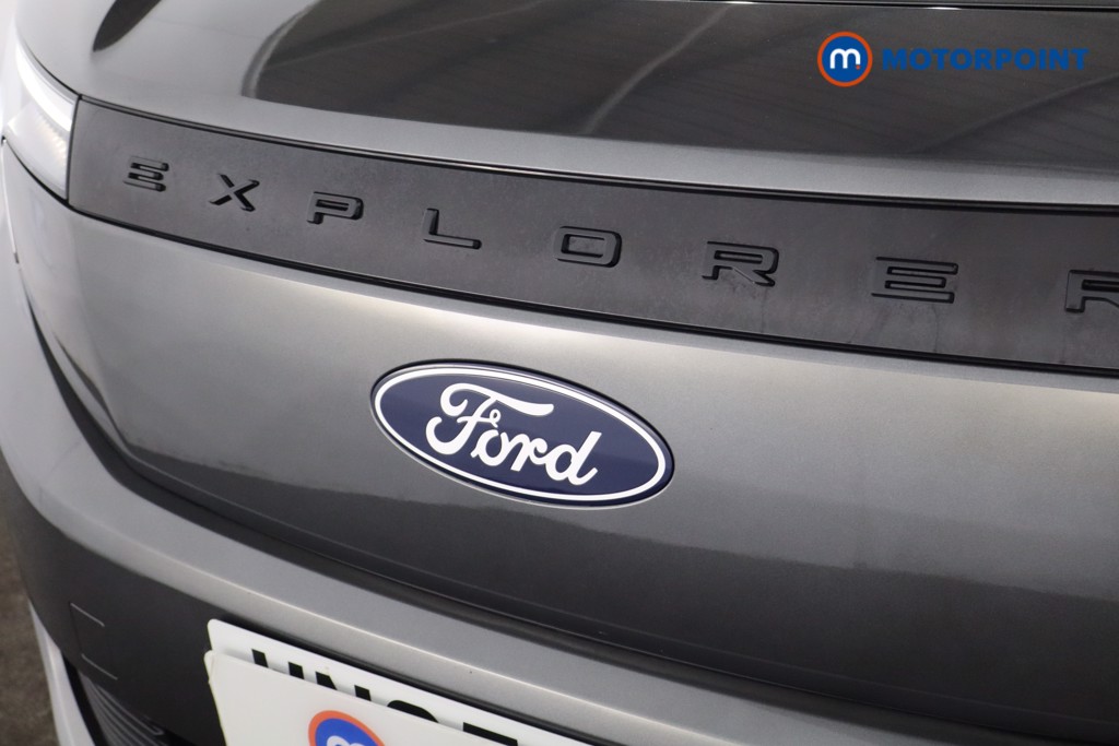 Ford Explorer Select Automatic Electric SUV - Stock Number (1586206) - 30th supplementary image