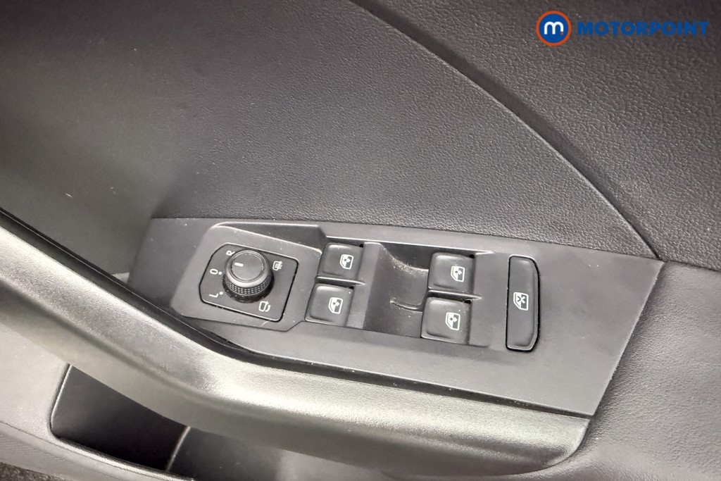 Volkswagen T-Cross Black Edition Automatic Petrol SUV - Stock Number (1586264) - 14th supplementary image