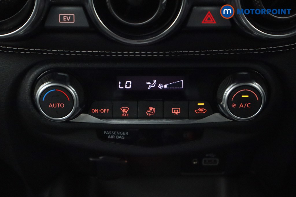 Nissan Juke N-Connecta Automatic Petrol-Electric Hybrid SUV - Stock Number (1586539) - 3rd supplementary image