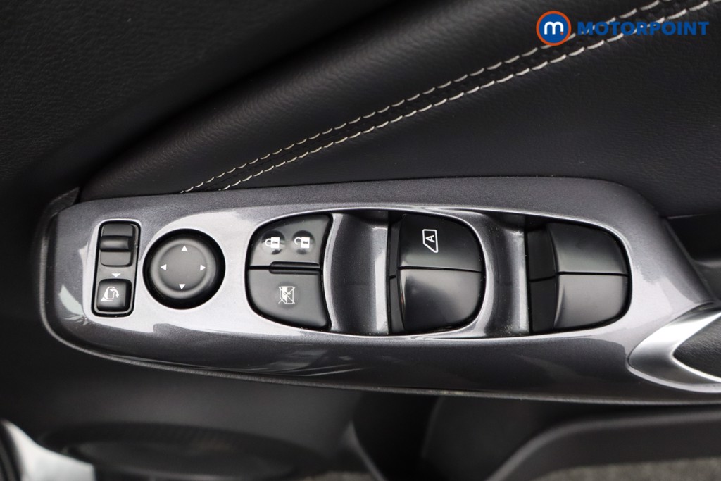 Nissan Juke N-Connecta Automatic Petrol-Electric Hybrid SUV - Stock Number (1586539) - 18th supplementary image