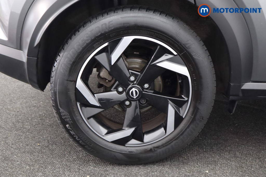 Nissan Juke N-Connecta Automatic Petrol-Electric Hybrid SUV - Stock Number (1586539) - 19th supplementary image