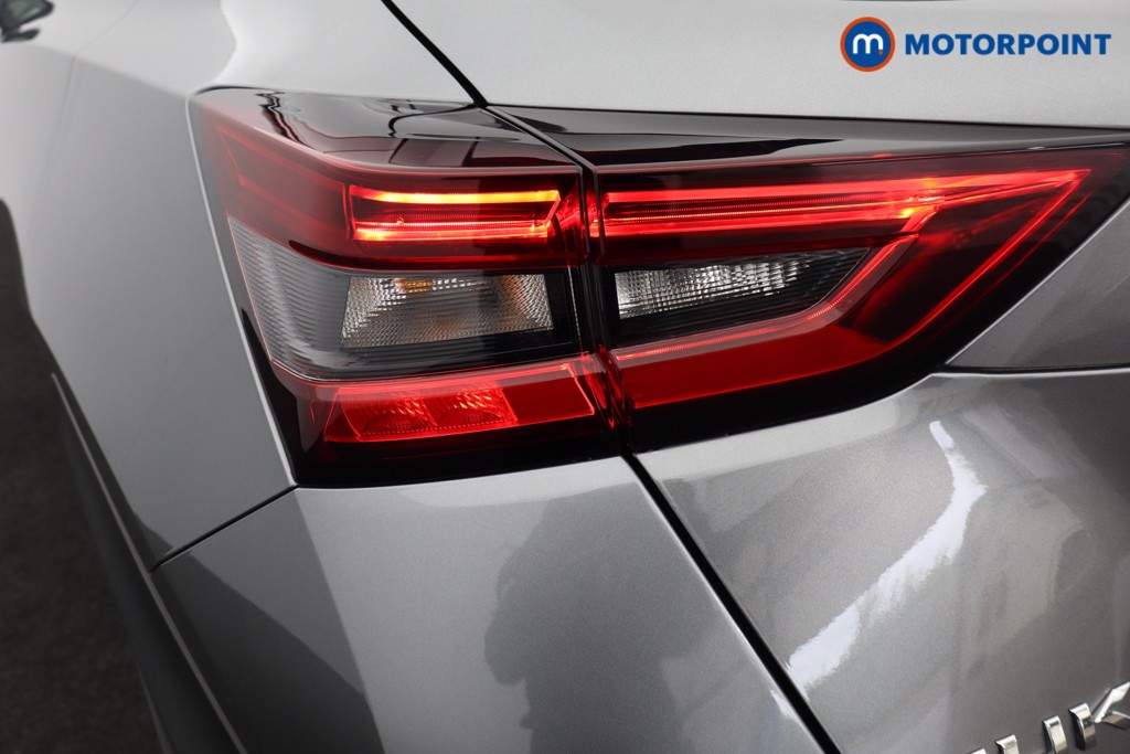 Nissan Juke N-Connecta Automatic Petrol-Electric Hybrid SUV - Stock Number (1586539) - 29th supplementary image