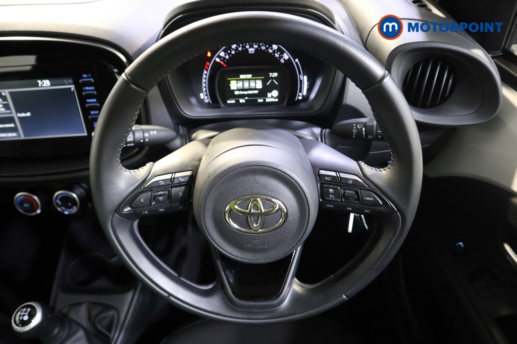 Toyota Aygo X Pure Manual Petrol Hatchback - Stock Number (1586685) - 2nd supplementary image