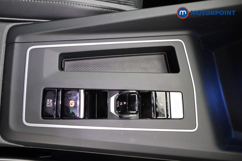 Volkswagen Golf R-Line Automatic Petrol Estate - Stock Number (1586732) - 14th supplementary image