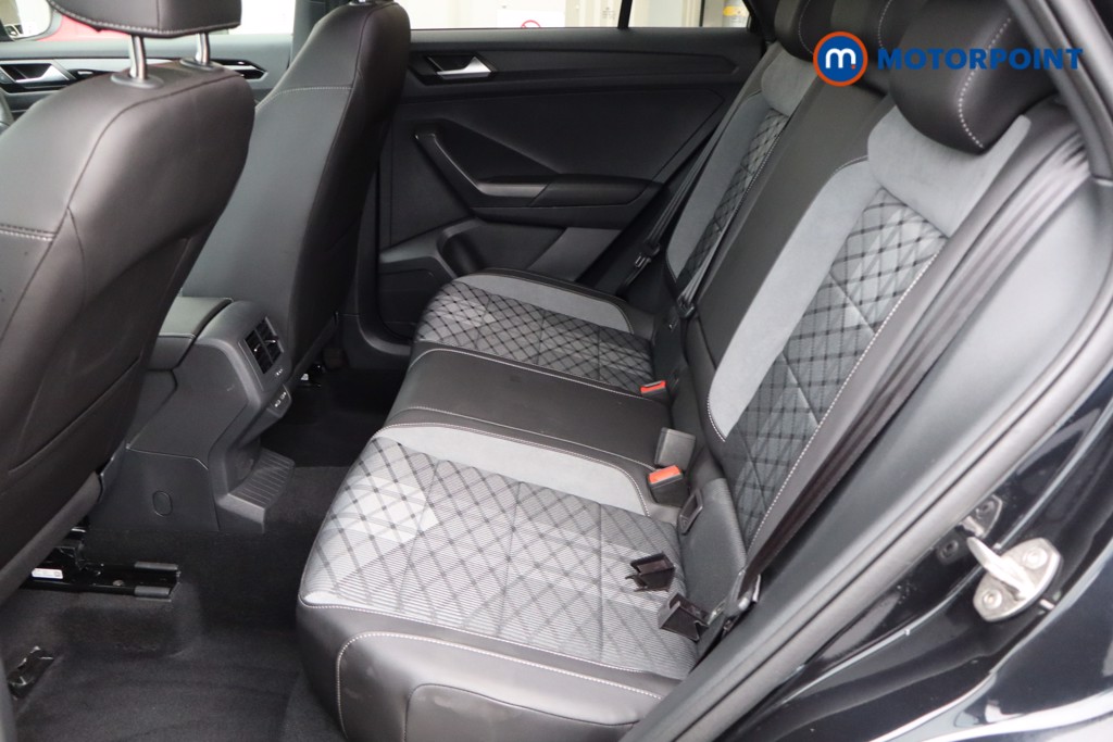 Volkswagen T-Roc R-Line Automatic Petrol SUV - Stock Number (1586899) - 5th supplementary image
