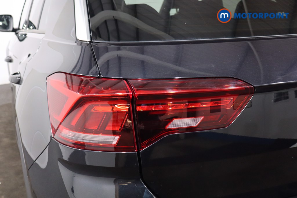 Volkswagen T-Roc R-Line Automatic Petrol SUV - Stock Number (1586899) - 35th supplementary image