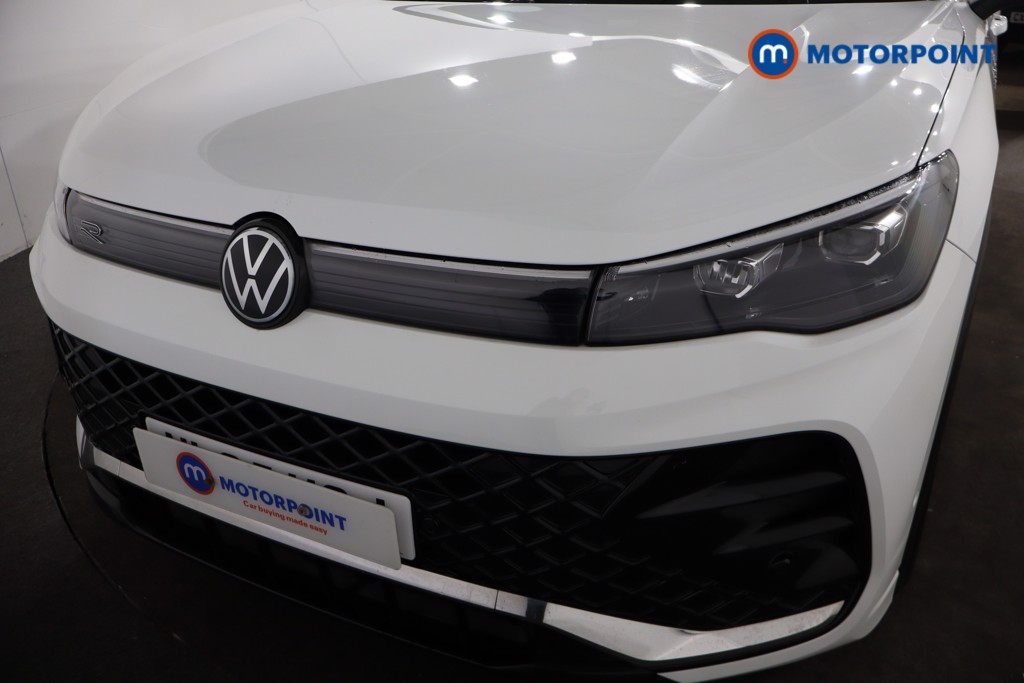 Volkswagen Tiguan R-Line Automatic Petrol SUV - Stock Number (1586904) - 33rd supplementary image