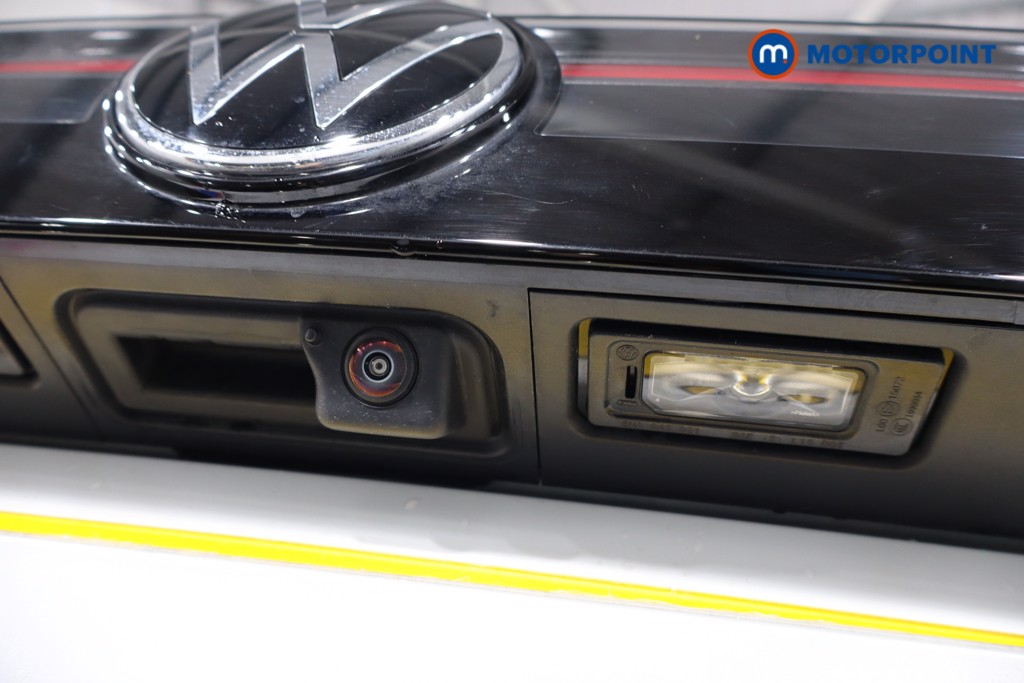 Volkswagen Tiguan R-Line Automatic Petrol SUV - Stock Number (1586904) - 38th supplementary image