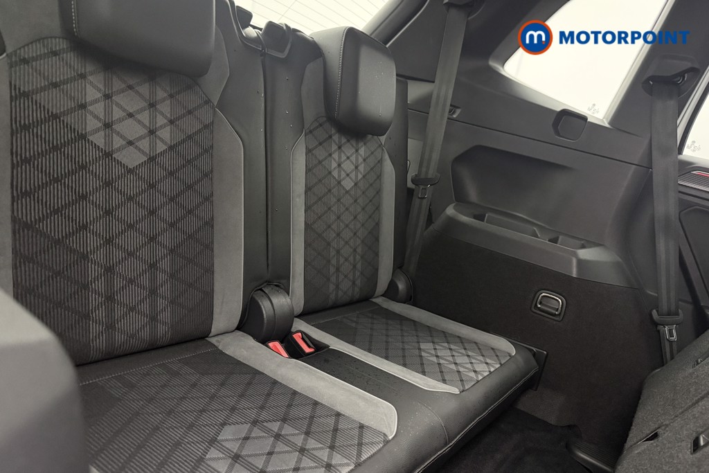 Volkswagen Tiguan Allspace Elegance Automatic Petrol SUV - Stock Number (1586947) - 10th supplementary image