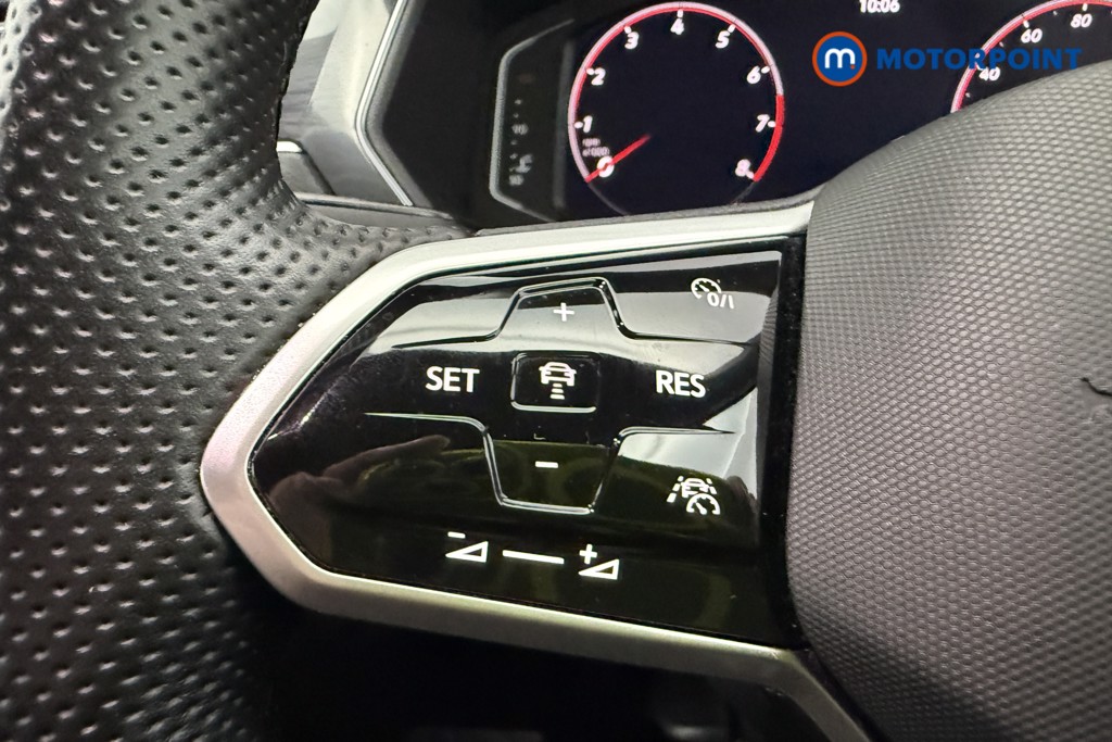 Volkswagen Tiguan Allspace Elegance Automatic Petrol SUV - Stock Number (1586947) - 15th supplementary image