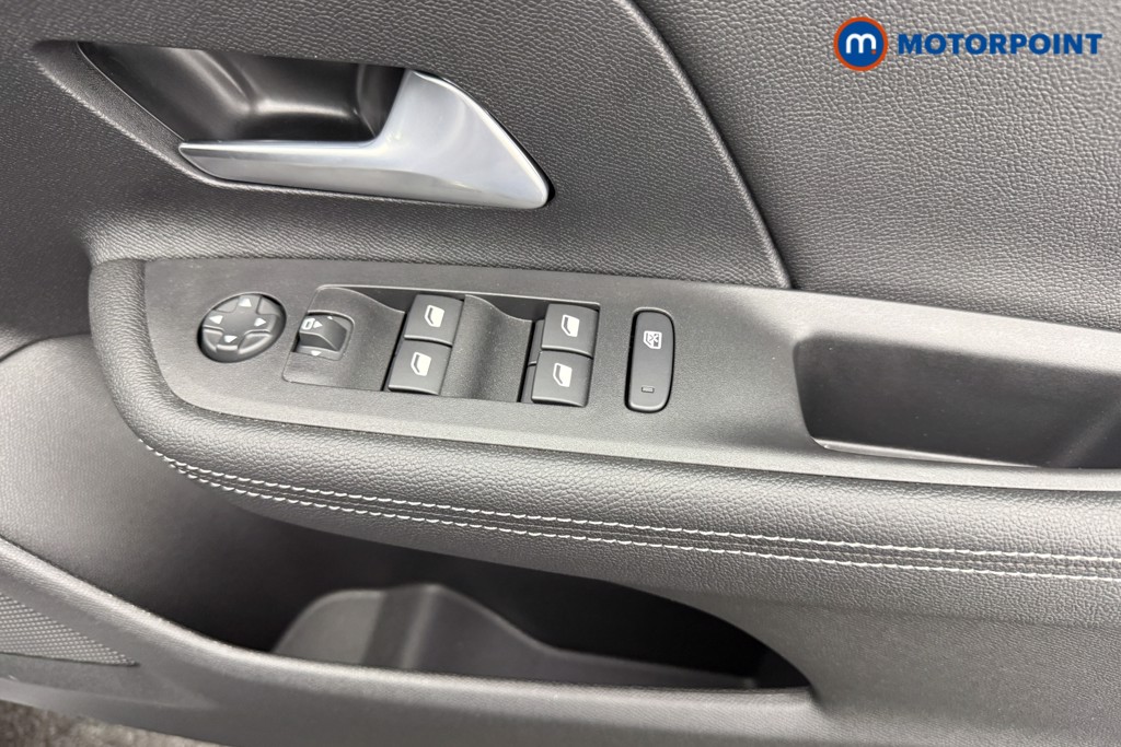 Vauxhall Mokka Ultimate Automatic Electric SUV - Stock Number (1587107) - 15th supplementary image