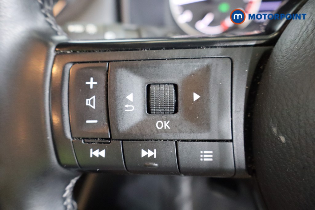 Nissan Qashqai Acenta Premium Manual Petrol SUV - Stock Number (1587226) - 13th supplementary image