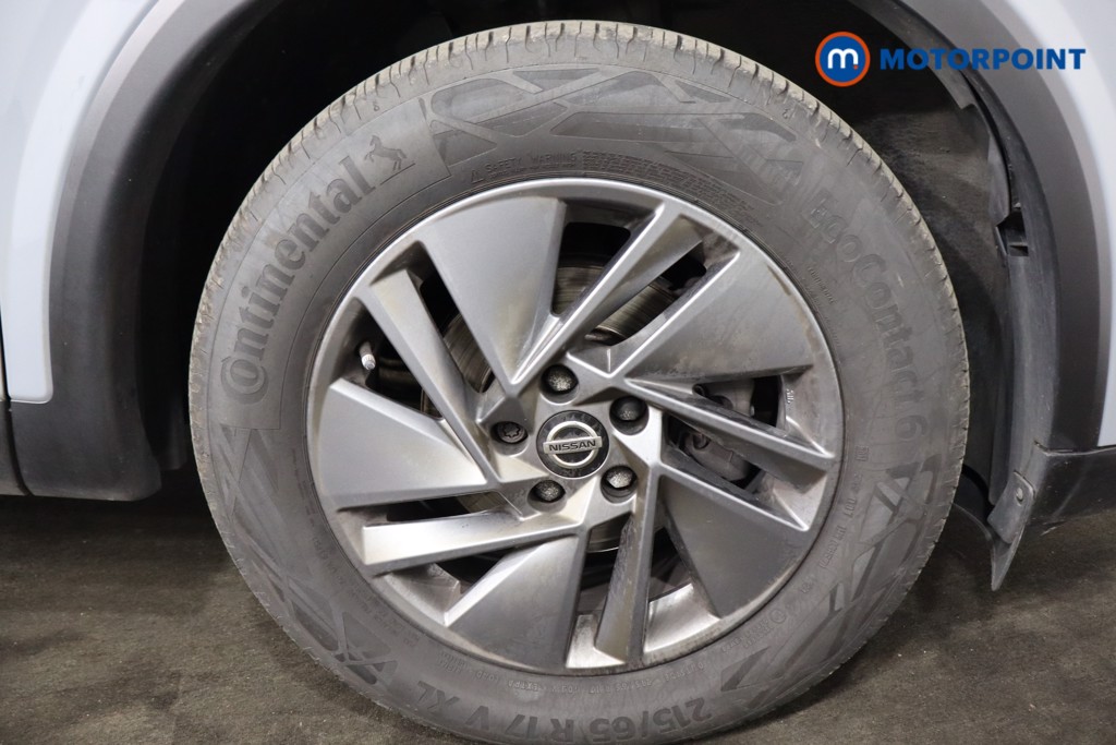 Nissan Qashqai Acenta Premium Manual Petrol SUV - Stock Number (1587226) - 25th supplementary image