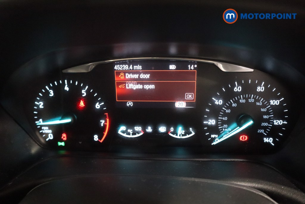 Ford Fiesta Titanium Manual Petrol Hatchback - Stock Number (1587326) - 4th supplementary image