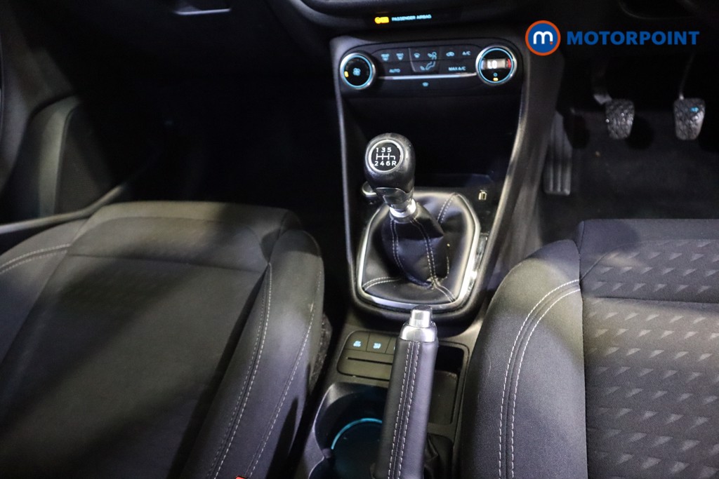 Ford Fiesta Titanium Manual Petrol Hatchback - Stock Number (1587326) - 7th supplementary image