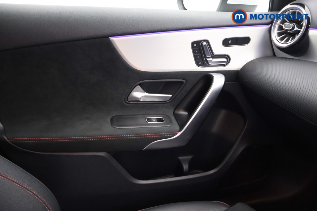 Mercedes-Benz A Class Amg Line Automatic Diesel Hatchback - Stock Number (1587328) - 15th supplementary image