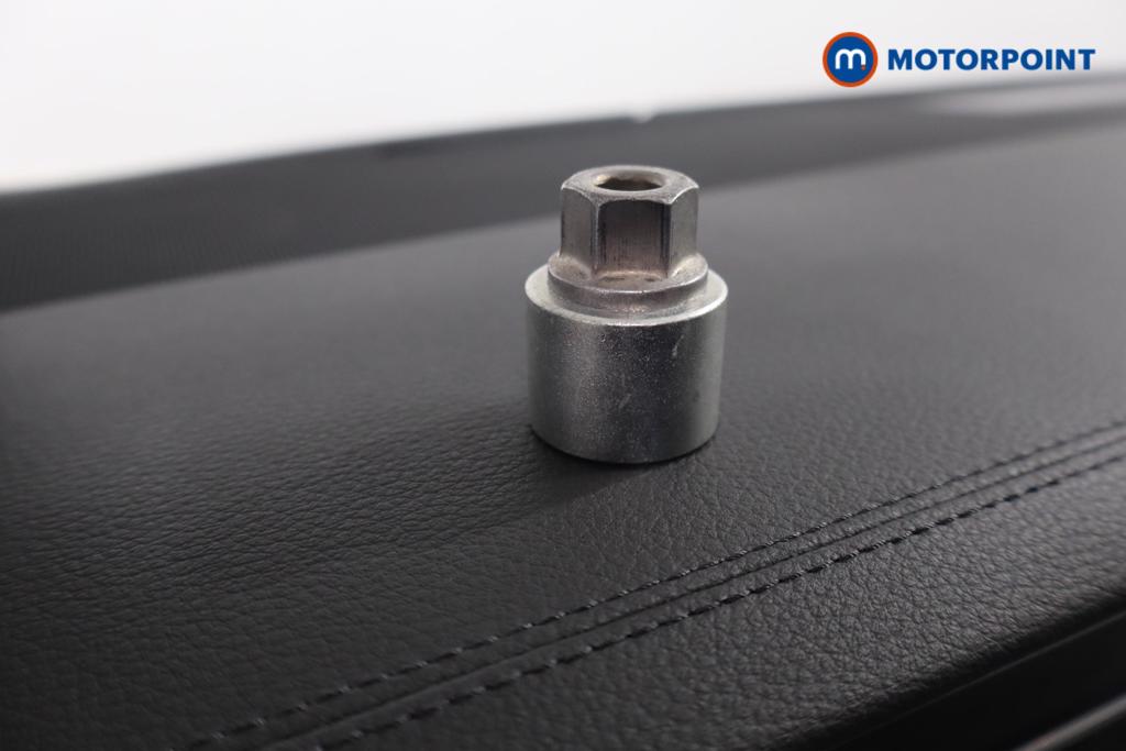 Audi A6 Sport Automatic Petrol Estate - Stock Number (1587358) - 16th supplementary image