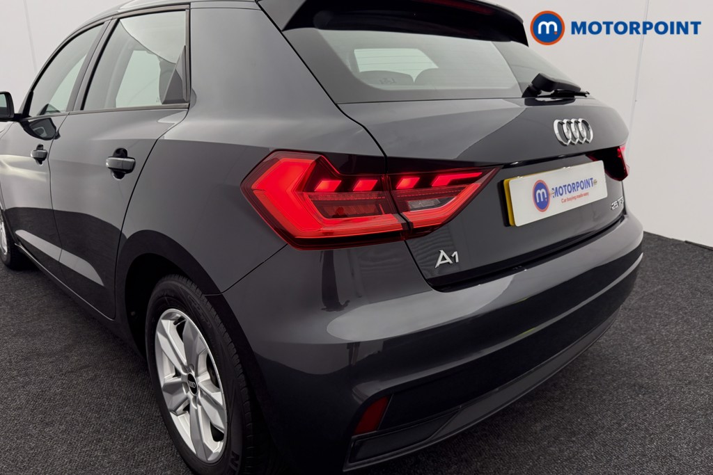 Audi A1 Technik Manual Petrol Hatchback - Stock Number (1587491) - 23rd supplementary image