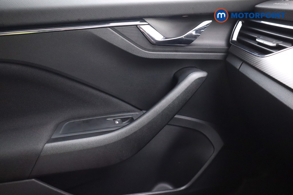 Skoda Kamiq Monte Carlo Manual Petrol SUV - Stock Number (1587557) - 11th supplementary image