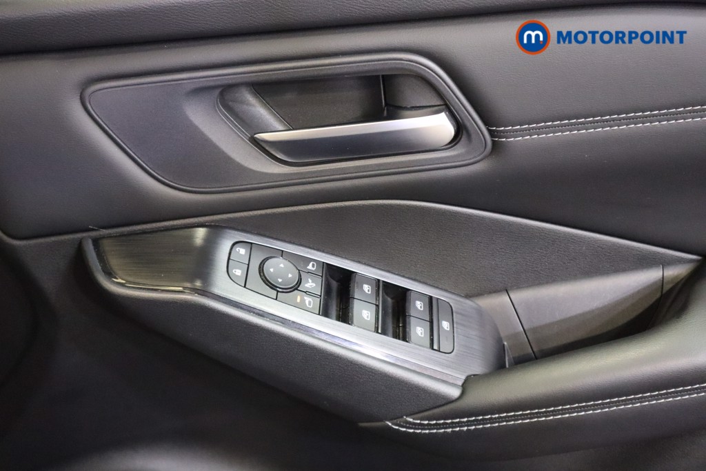 Nissan Qashqai Acenta Premium Manual Petrol SUV - Stock Number (1587627) - 10th supplementary image