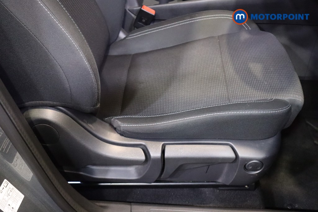 Nissan Qashqai Acenta Premium Manual Petrol SUV - Stock Number (1587627) - 16th supplementary image