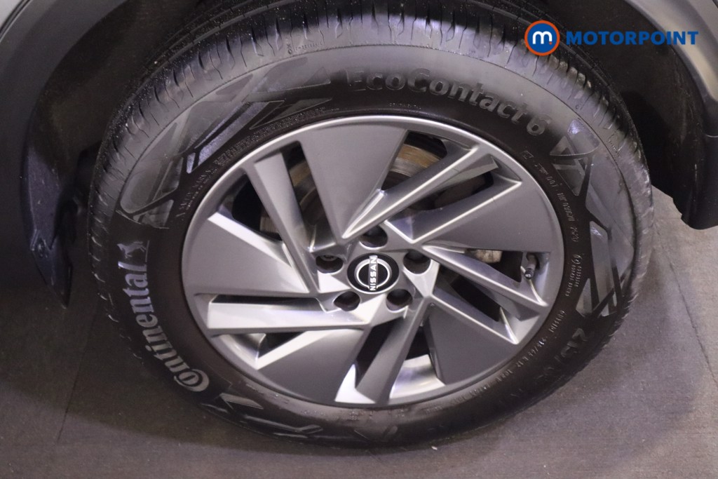 Nissan Qashqai Acenta Premium Manual Petrol SUV - Stock Number (1587627) - 23rd supplementary image