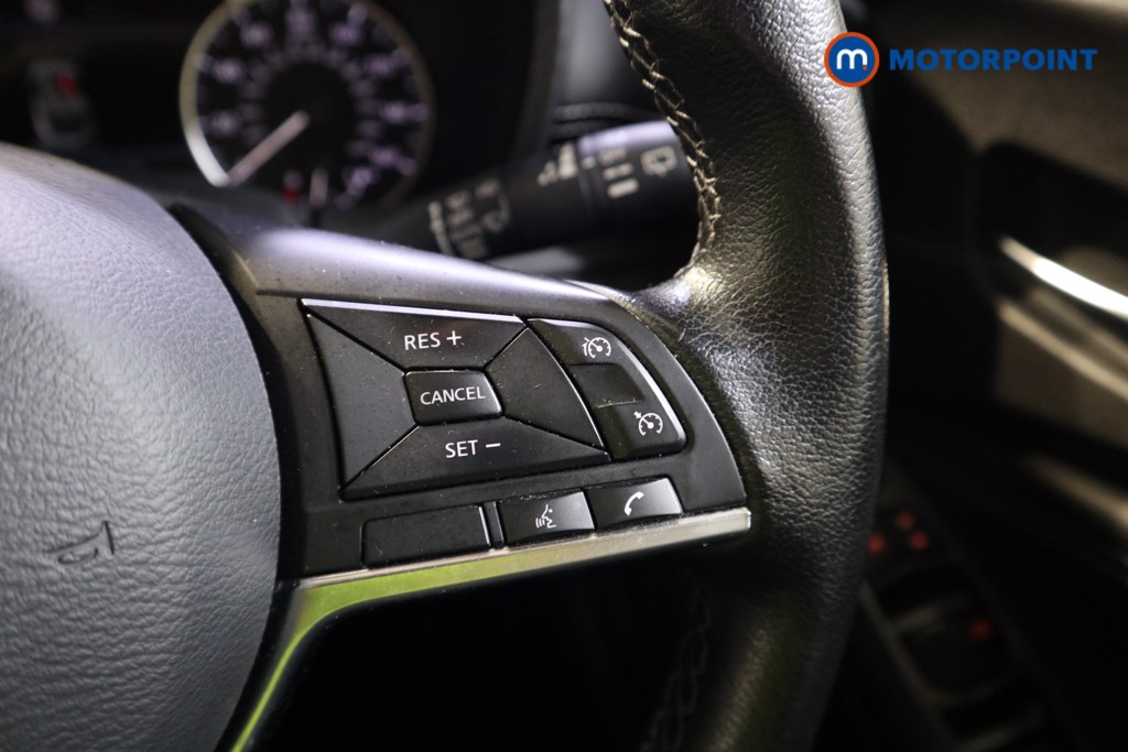 Nissan Juke N-Connecta Automatic Petrol-Electric Hybrid SUV - Stock Number (1587743) - 4th supplementary image