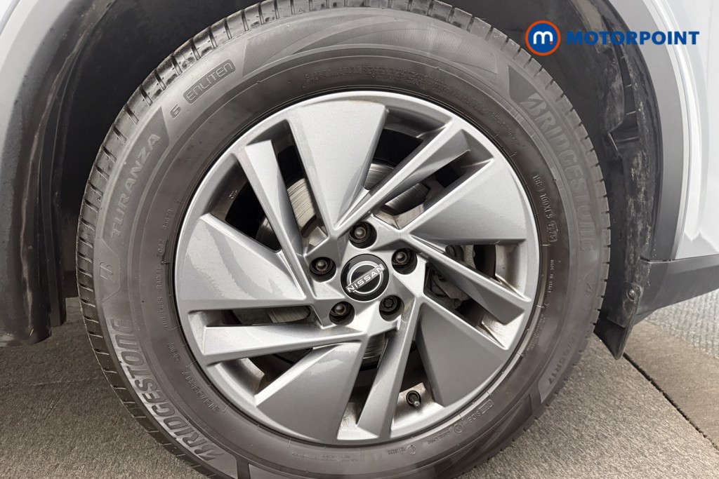 Nissan Qashqai Acenta Premium Manual Petrol SUV - Stock Number (1587904) - 10th supplementary image