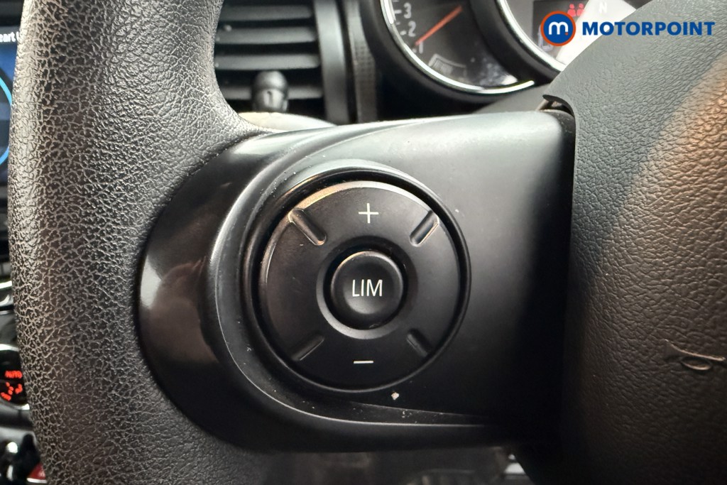 Mini Hatchback Cooper Classic Manual Petrol Hatchback - Stock Number (1588060) - 3rd supplementary image