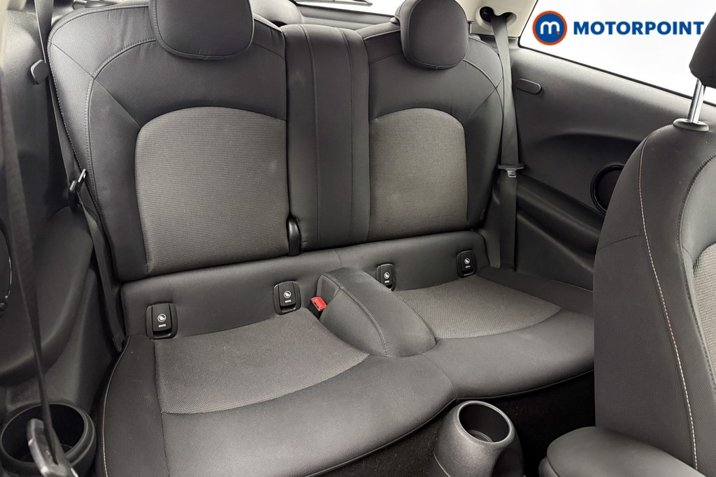 Mini Hatchback Cooper Classic Manual Petrol Hatchback - Stock Number (1588060) - 20th supplementary image