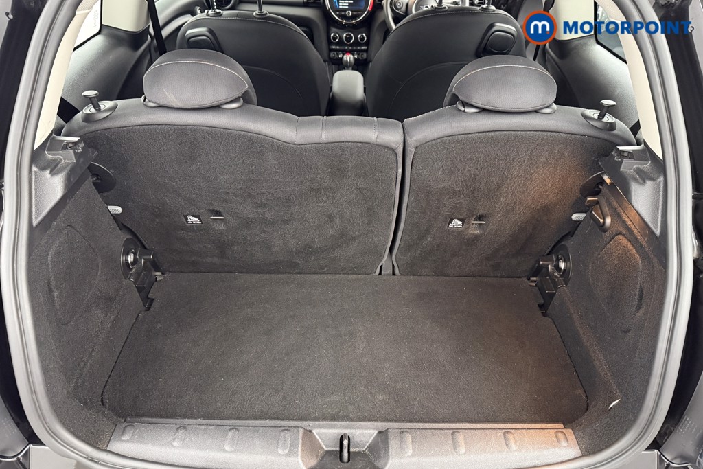 Mini Hatchback Cooper Classic Manual Petrol Hatchback - Stock Number (1588060) - 23rd supplementary image