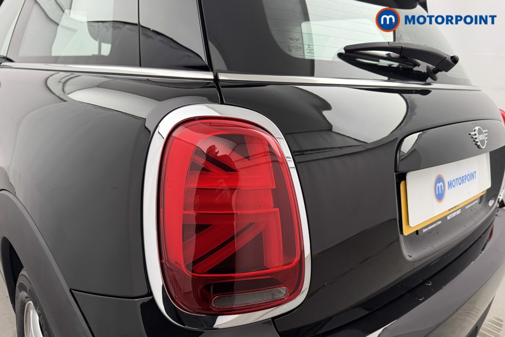Mini Hatchback Cooper Classic Manual Petrol Hatchback - Stock Number (1588060) - 25th supplementary image