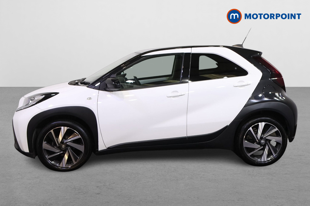 Toyota Aygo X Edge Manual Petrol Hatchback - Stock Number (1588075) - Passenger side