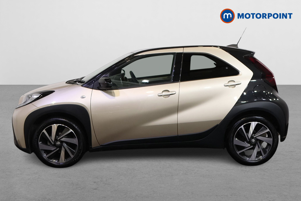 Toyota Aygo X Edge Manual Petrol Hatchback - Stock Number (1588118) - Passenger side