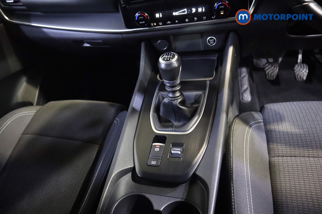 Nissan Qashqai Acenta Premium Manual Petrol SUV - Stock Number (1588139) - 6th supplementary image