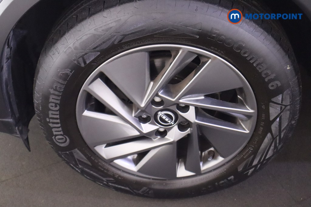 Nissan Qashqai Acenta Premium Manual Petrol SUV - Stock Number (1588139) - 23rd supplementary image