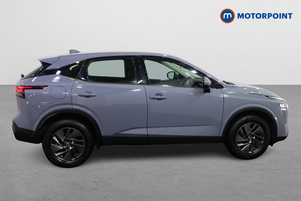 Nissan Qashqai Acenta Premium Manual Petrol SUV - Stock Number (1588139) - Drivers side