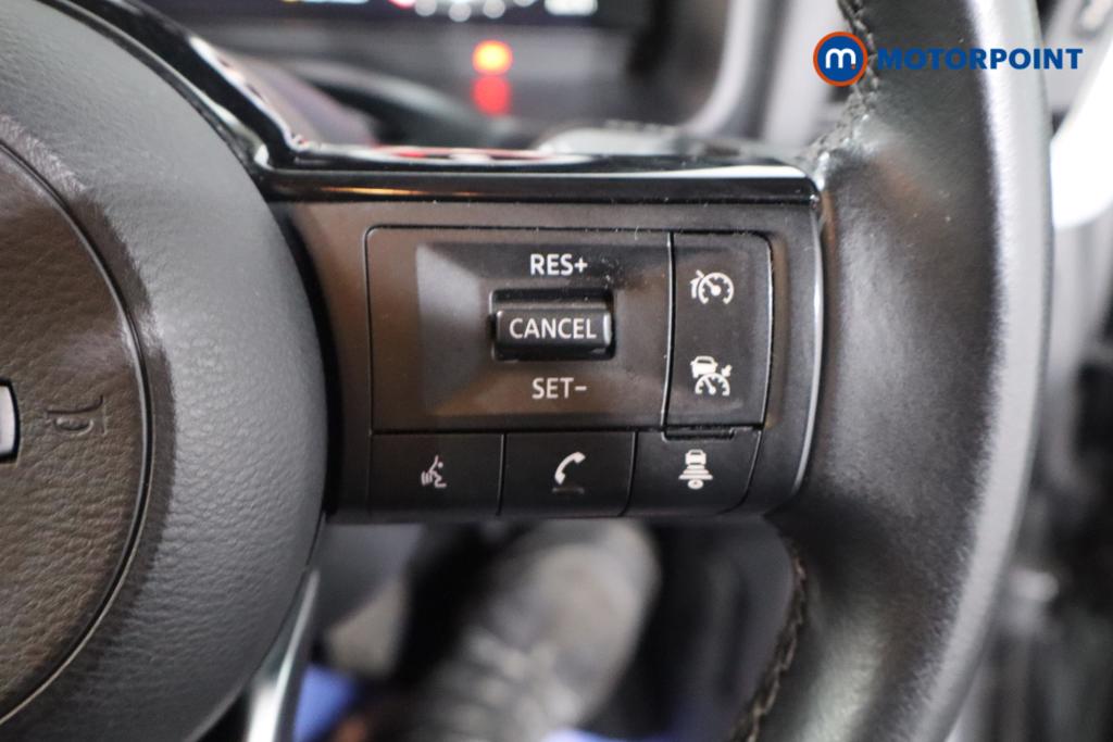 Nissan Qashqai N-Connecta Manual Petrol SUV - Stock Number (1588168) - 16th supplementary image