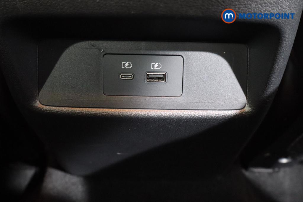 Nissan Qashqai N-Connecta Manual Petrol SUV - Stock Number (1588168) - 19th supplementary image