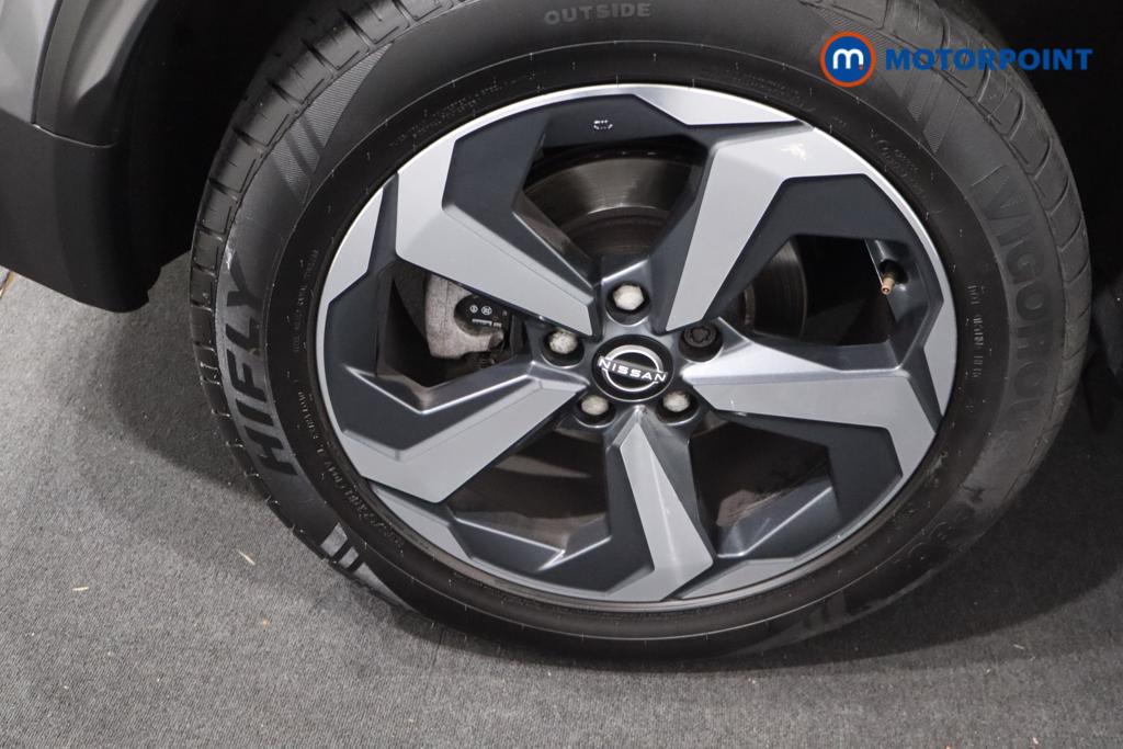 Nissan Qashqai N-Connecta Manual Petrol SUV - Stock Number (1588168) - 30th supplementary image