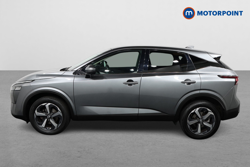 Nissan Qashqai N-Connecta Manual Petrol SUV - Stock Number (1588168) - Passenger side