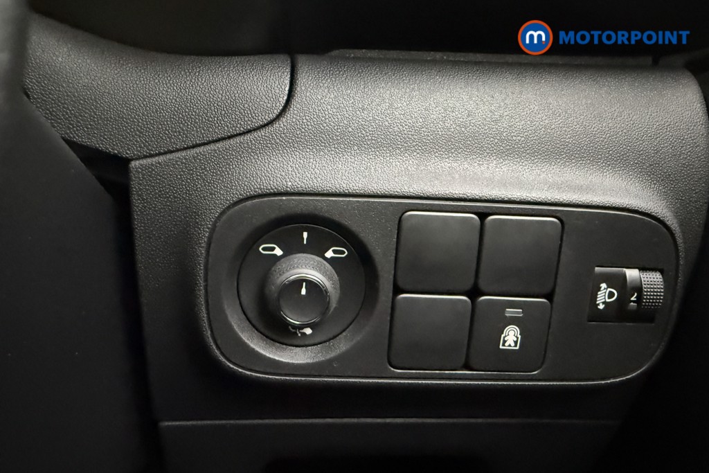 Citroen C3 Shine Plus Automatic Petrol Hatchback - Stock Number (1588180) - 17th supplementary image